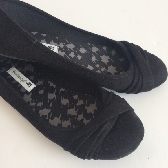 American Eagle Outfitters Shoes - American Eagle Black Flats